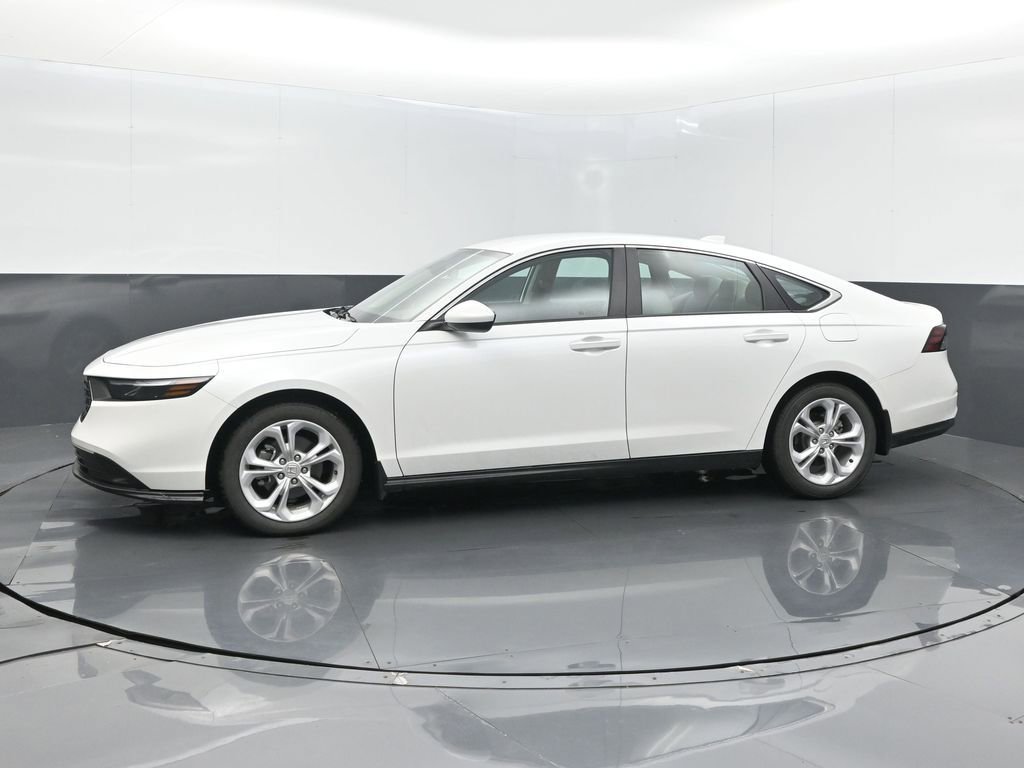 Used 2025 Honda Accord LX image 10