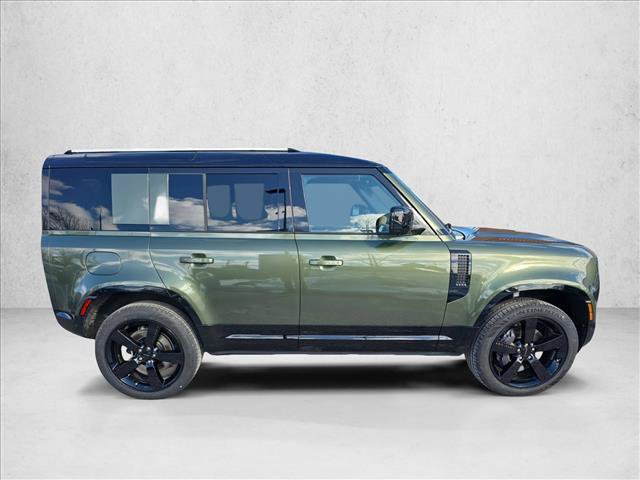New 2026 Land Rover Defender 110 X-Dynamic SE AWD/4WD image 4