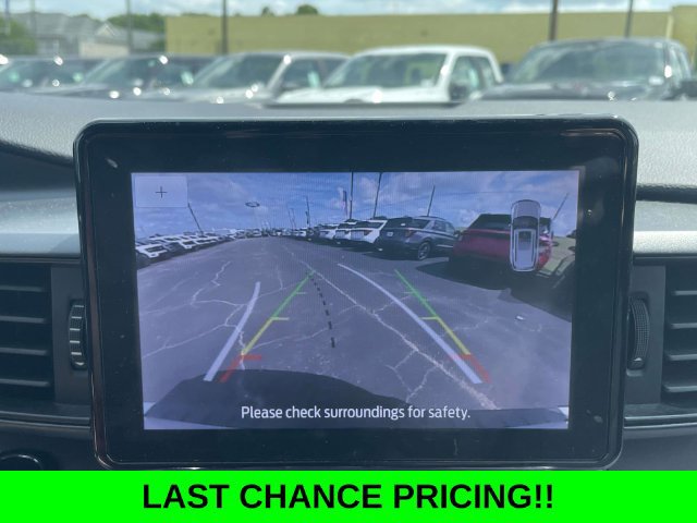 Certified 2024 Ford Explorer XLT RWD image 20
