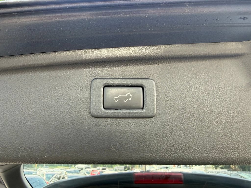 Used 2017 Subaru Outback 2.5i Limited AWD/4WD image 28