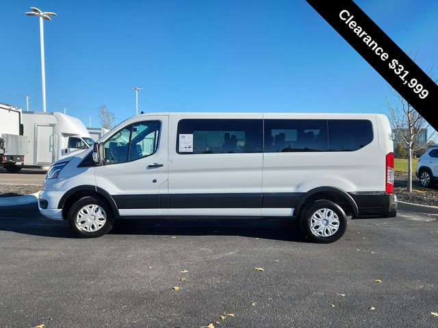 Used 2023 Ford Transit 350 XLT image 5