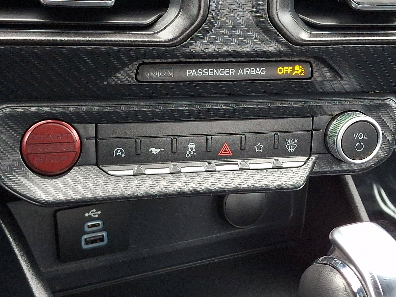 Used 2024 Ford Mustang EcoBoost Fastback image 25