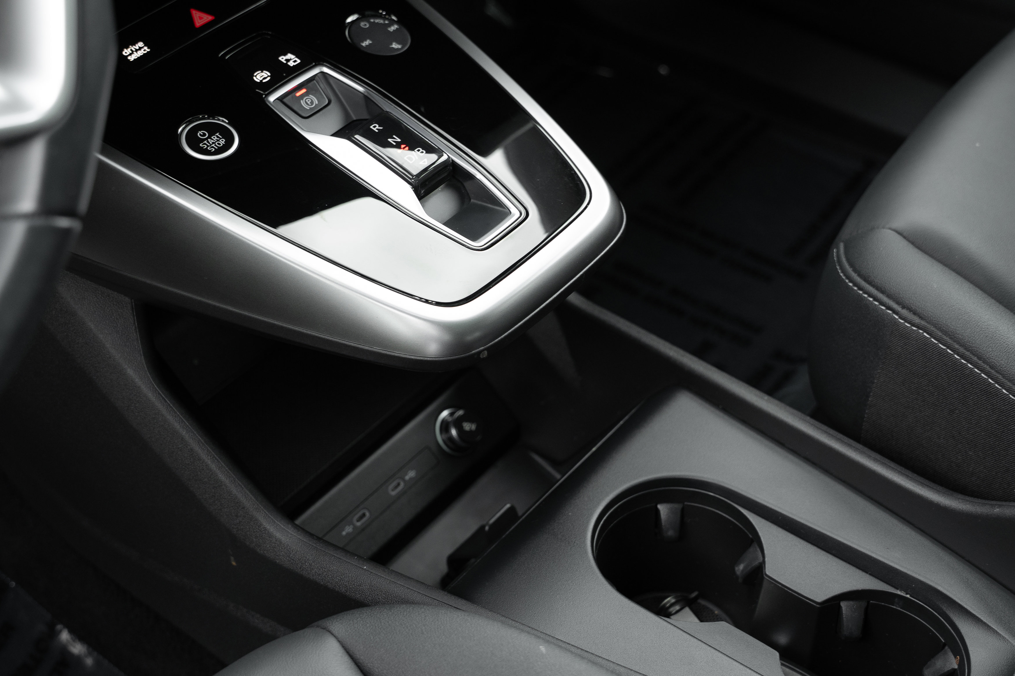 Certified 2023 Audi Q4 e-tron Prestige image 20