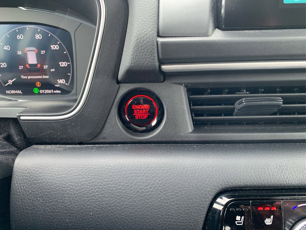 Used 2025 Honda Pilot Black Edition image 42