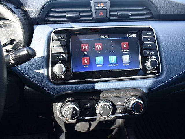 New 2025 Nissan Versa SV w/ Trunk Package FWD image 16