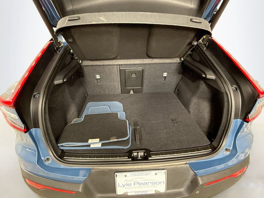 Used 2022 Volvo C40 P8 Recharge Ultimate AWD/4WD image 26