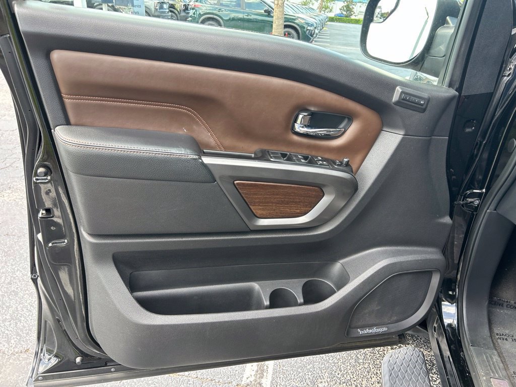 Used 2017 Nissan Titan Platinum Reserve RWD image 18