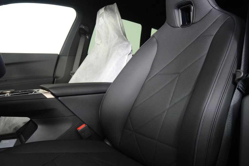 New 2026 BMW iX xDrive45 image 11
