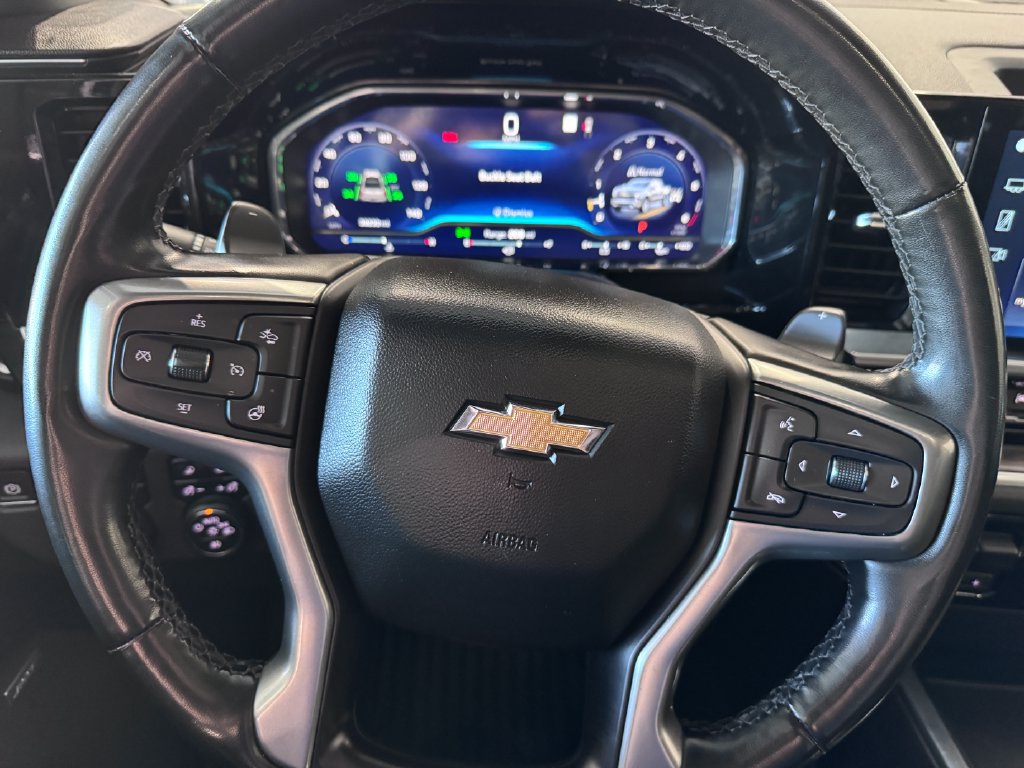 Certified 2023 Chevrolet Silverado 1500 LTZ w/ LTZ Premium Package AWD/4WD image 15