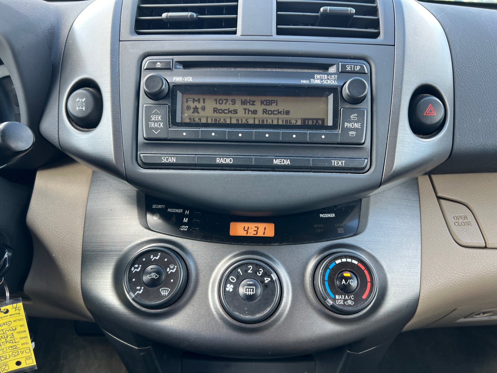 Used 2012 Toyota RAV4 4WD w/ Value Pkg image 12