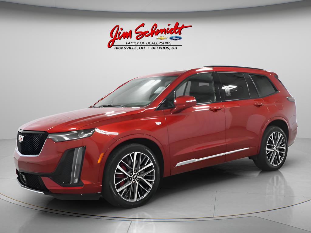 Used 2024 Cadillac XT6 Sport w/ Technology Package AWD/4WD image 2