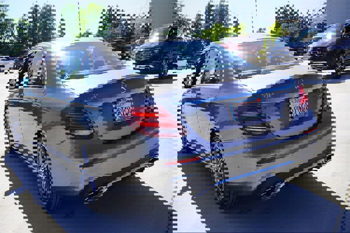 Used 2017 Mercedes-Benz E 300 image 11