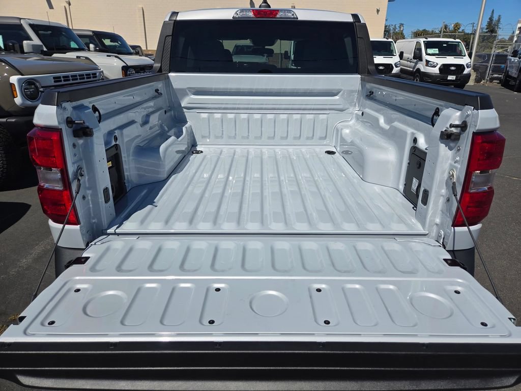 New 2026 Ford Maverick XLT w/ XLT Luxury Package FWD image 6