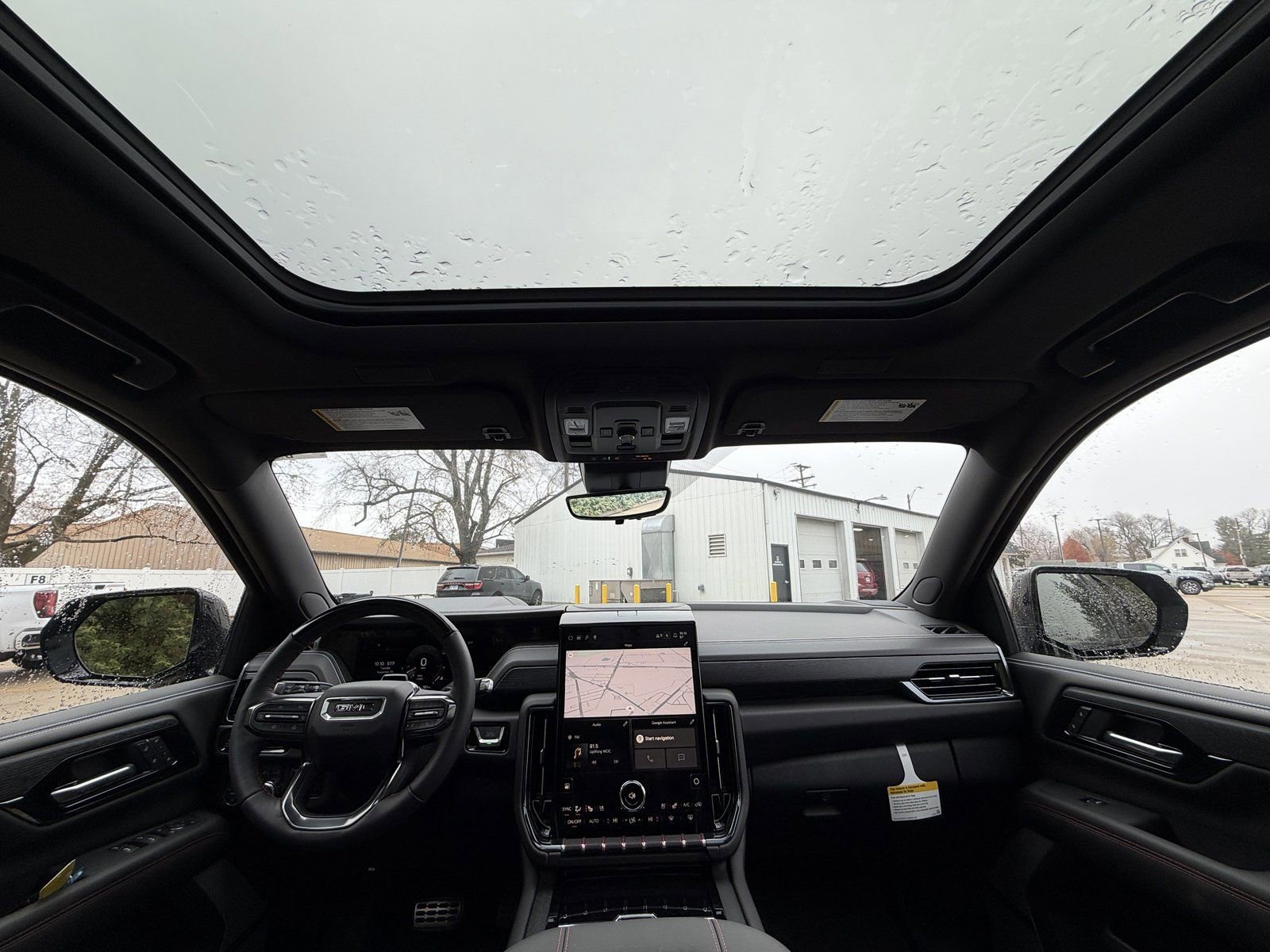 New 2025 GMC Yukon AT4 Ultimate w/ LPO, Floor Liner Package image 31