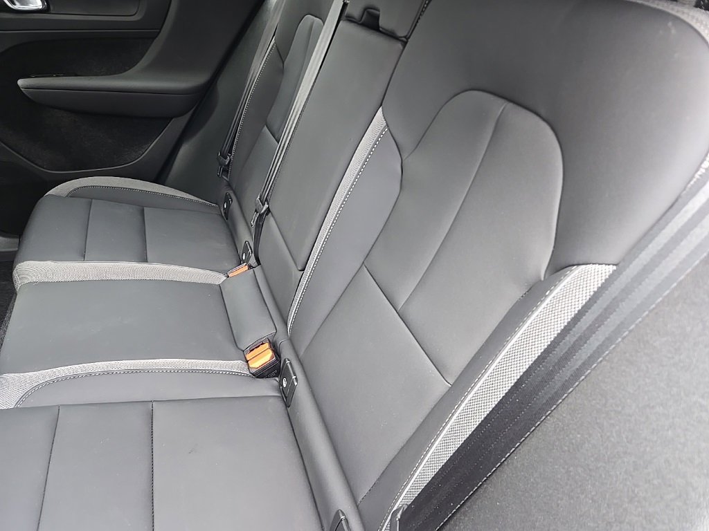 Certified 2023 Volvo C40 P8 Recharge Plus w/ Climate Package image 15