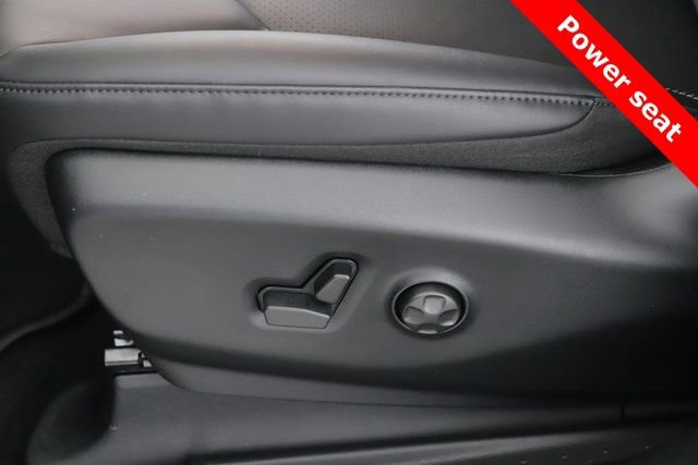 New 2026 Chrysler Pacifica Select image 18