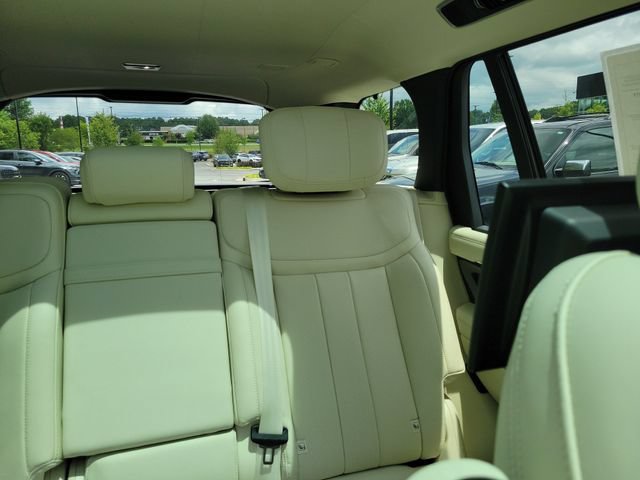 Used 2024 Land Rover Range Rover Long Wheelbase Autobiography AWD/4WD image 12
