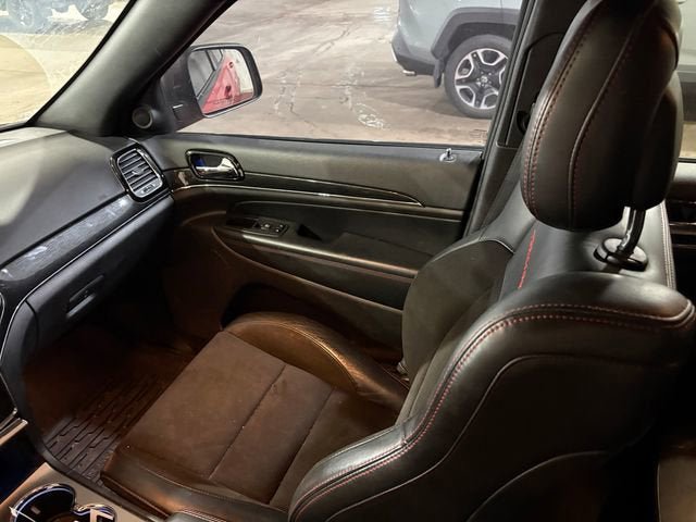 Used 2021 Jeep Grand Cherokee Trailhawk AWD/4WD image 25