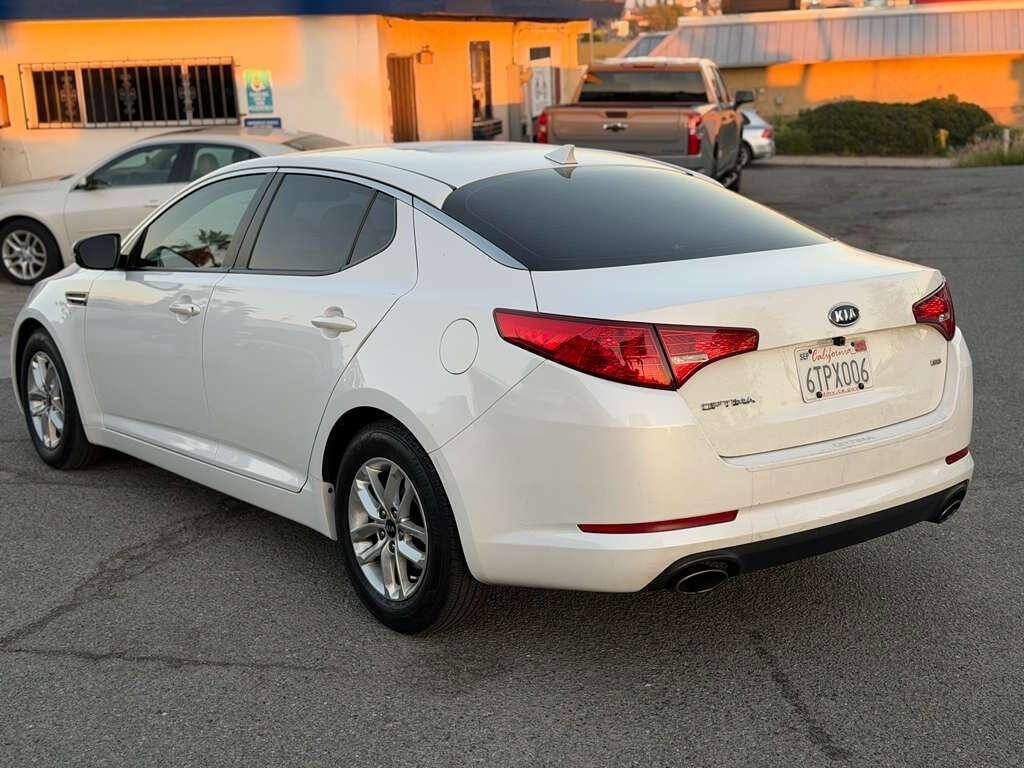 Used 2011 Kia Optima LX image 8