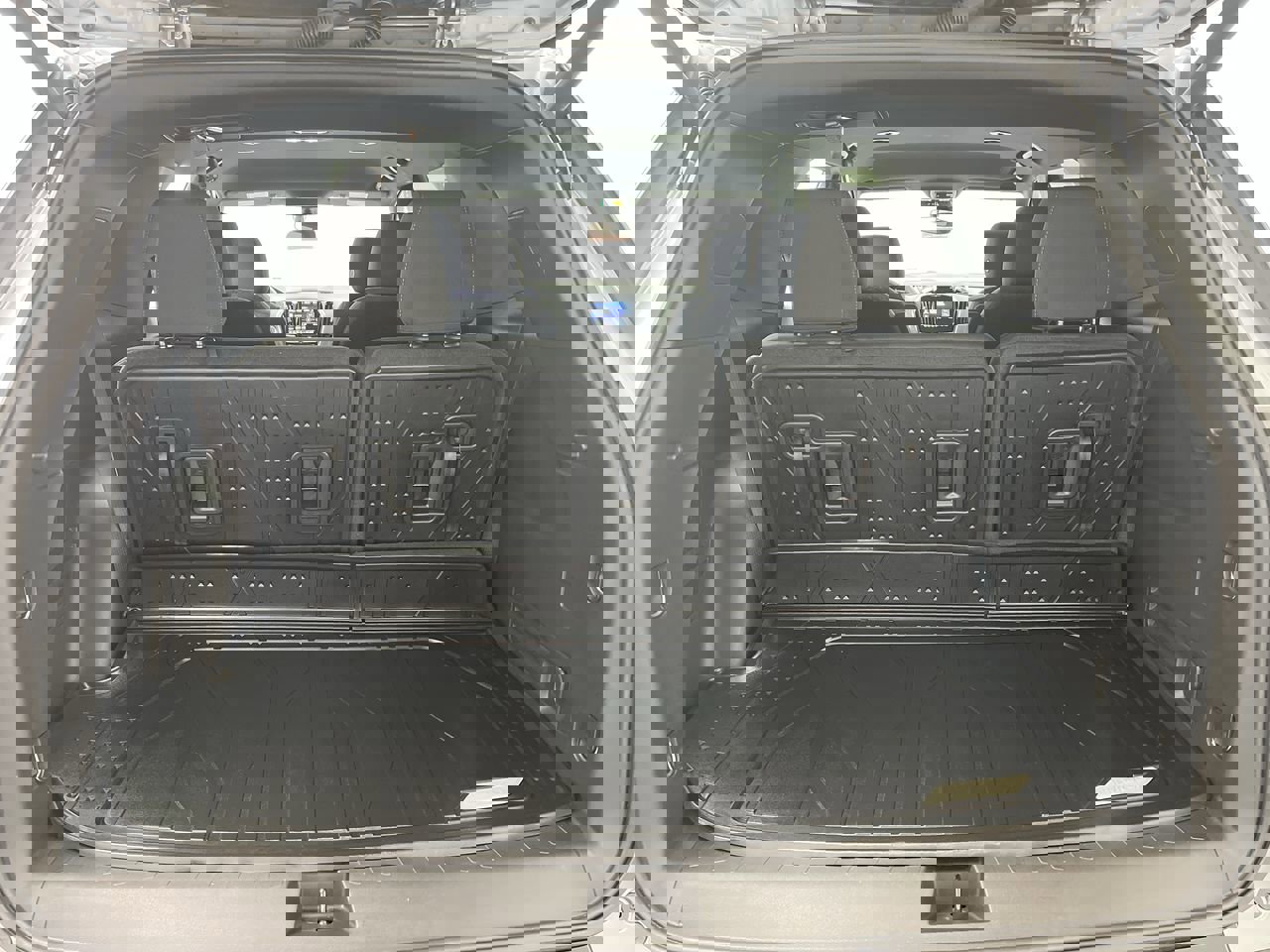 Certified 2024 Chevrolet Traverse LT w/ LPO, Floor Liner Package image 32