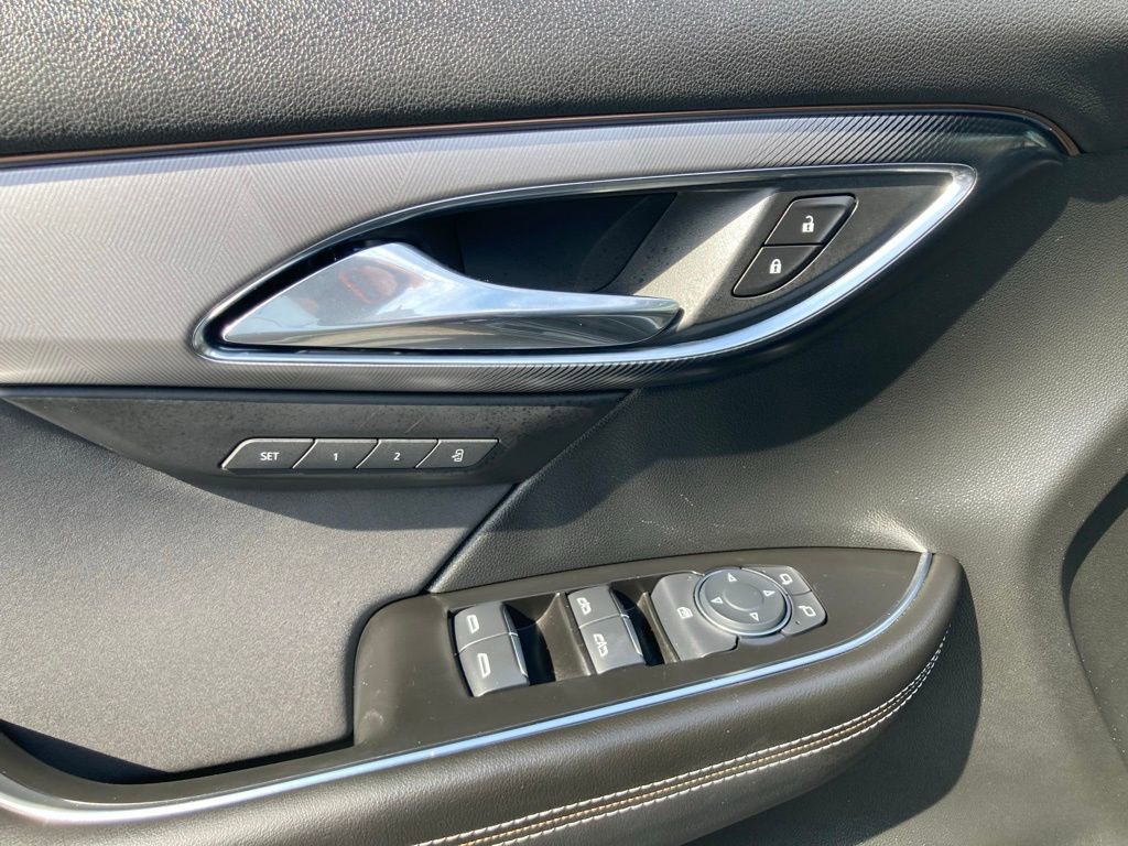 Used 2025 Buick Envision Sport Touring image 27