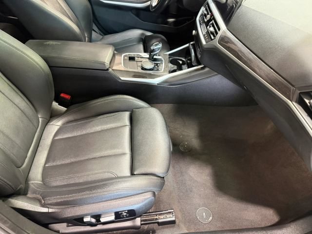 Used 2020 BMW 330i xDrive Sedan w/ Convenience Package AWD/4WD image 33