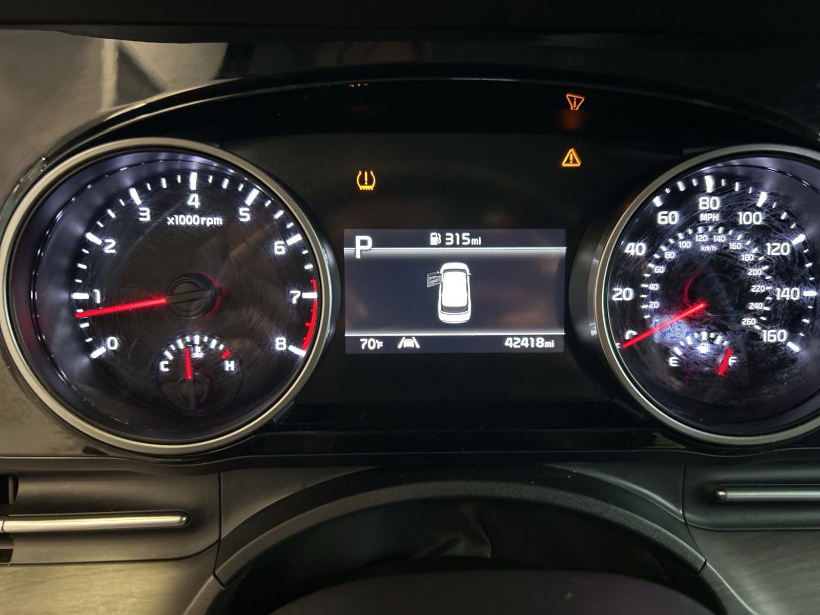 Certified 2024 Kia Carnival EX image 27