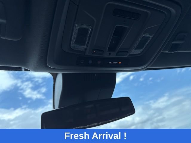 Used 2022 Chevrolet Silverado 1500 RST w/ Convenience Package II RWD image 9