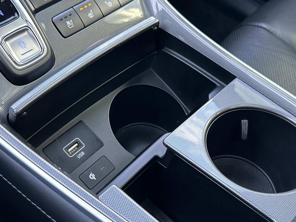 Used 2023 Hyundai Santa Fe Calligraphy image 35