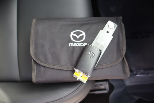 Used 2024 MAZDA MAZDA3 s FWD image 51