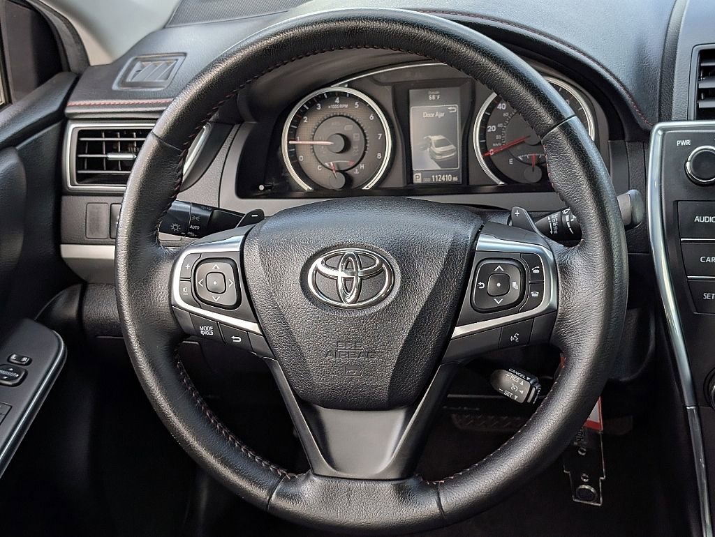 Used 2016 Toyota Camry SE image 21