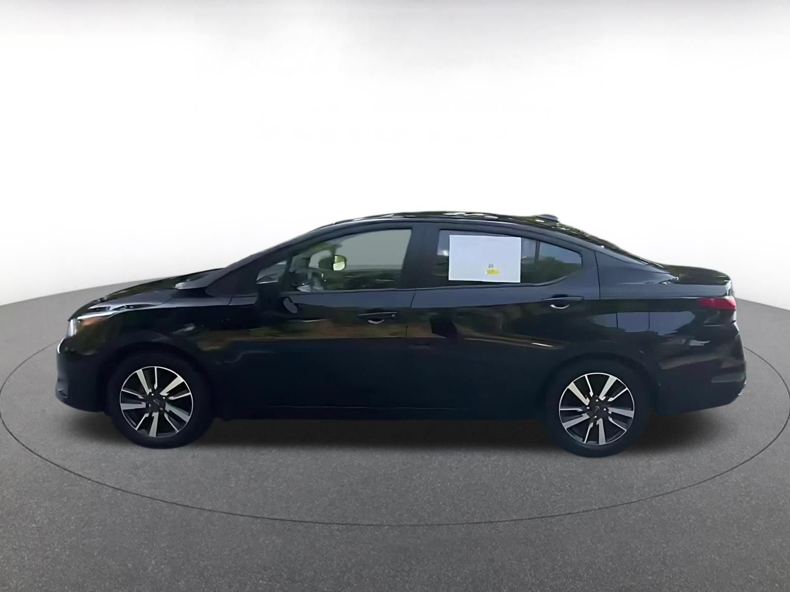 Used 2025 Nissan Versa SV FWD image 7