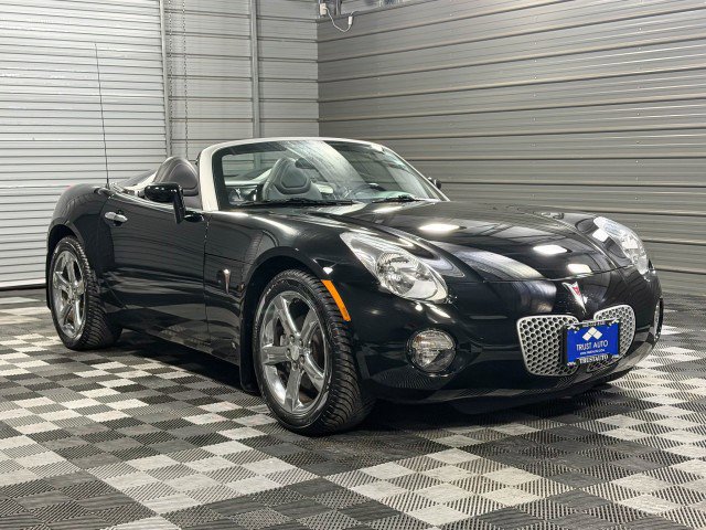 Used 2006 Pontiac Solstice Convertible w/ Premium Package image 4
