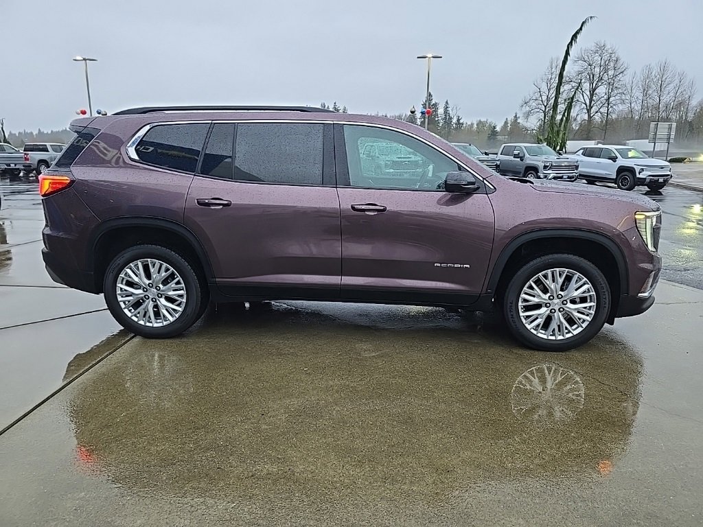 Used 2024 GMC Acadia Elevation image 7