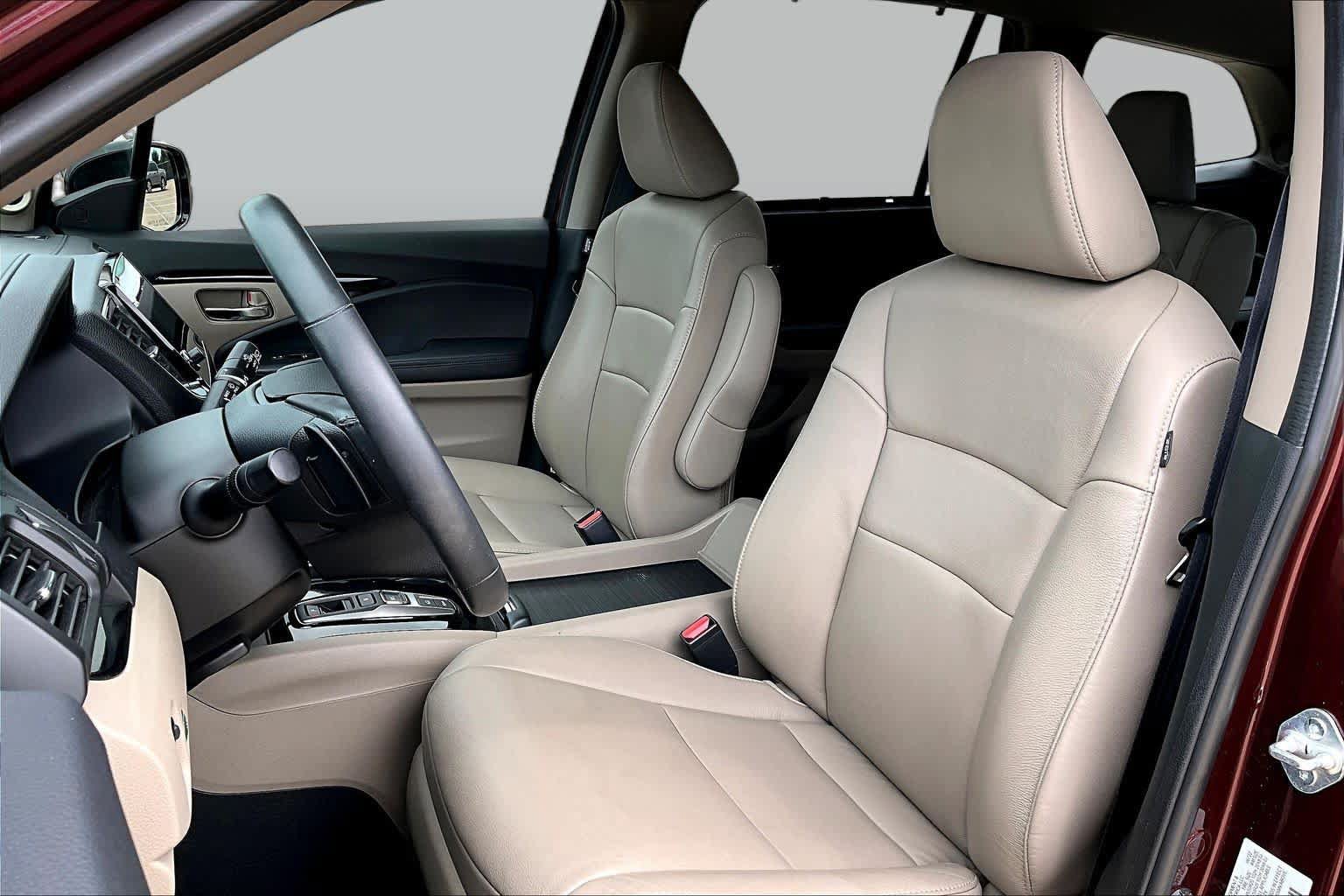 Used 2022 Honda Pilot Touring image 8