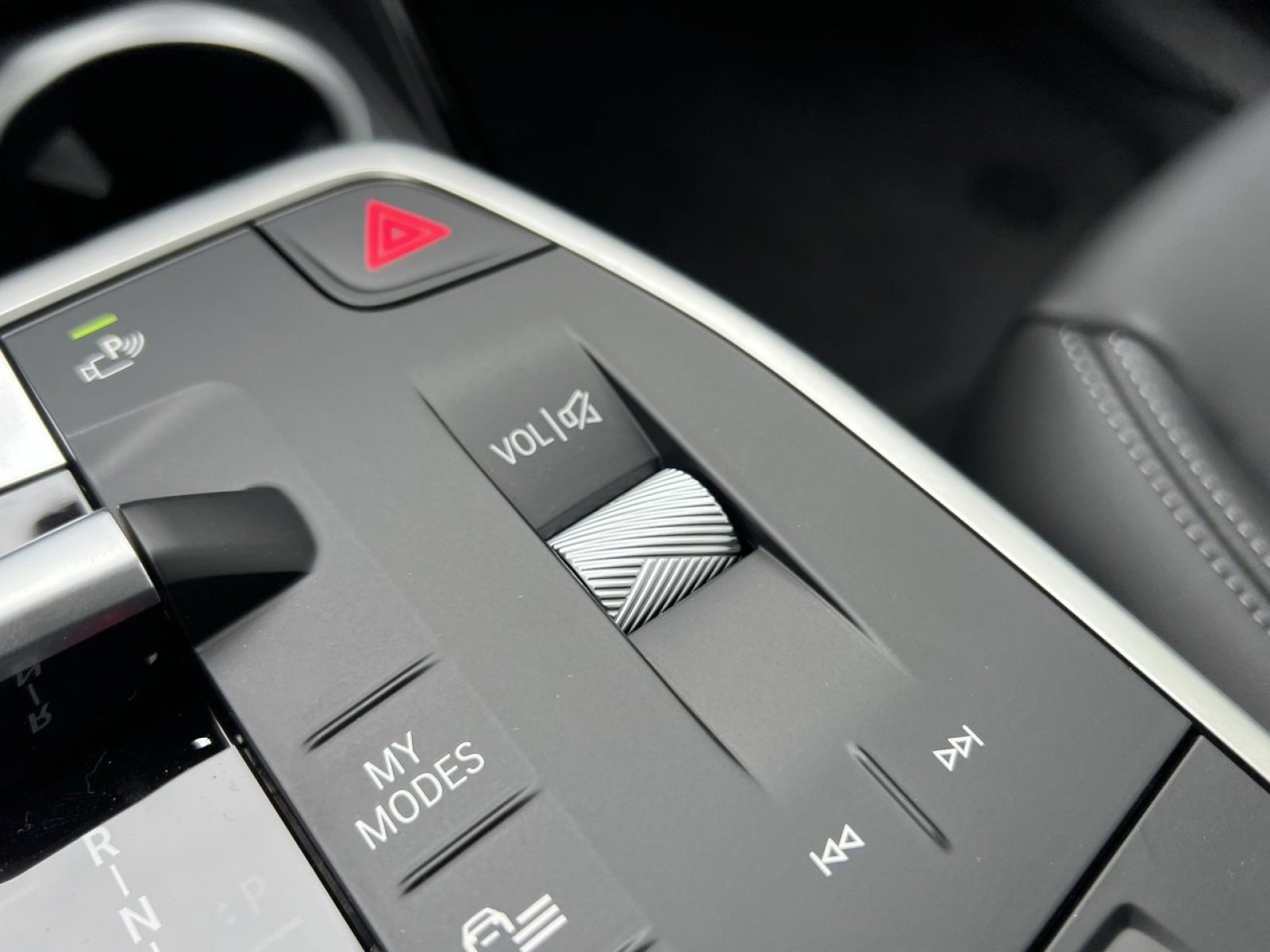 Certified 2025 BMW X1 xDrive28i w/ Technology Package image 15