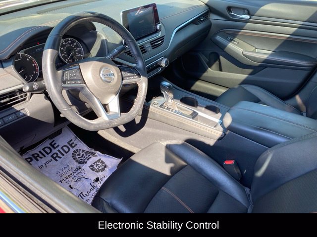 Used 2020 Nissan Altima 2.5 SR w/ Premium Package FWD image 6