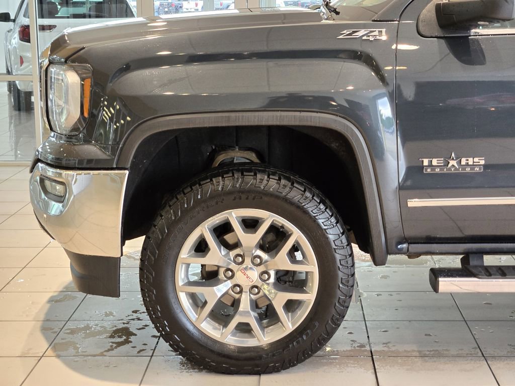 Used 2018 GMC Sierra 1500 SLT w/ Texas SLT Premium Package AWD/4WD image 9