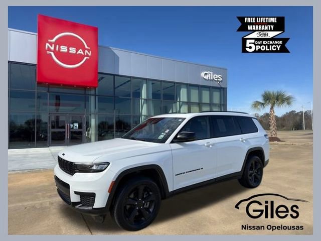 Used 2023 Jeep Grand Cherokee L Laredo image 1