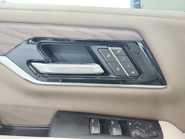 New 2026 GMC Yukon Denali AWD/4WD image 33