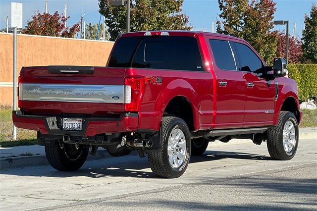Used 2017 Ford F250 Platinum w/ Platinum Ultimate Package image 4