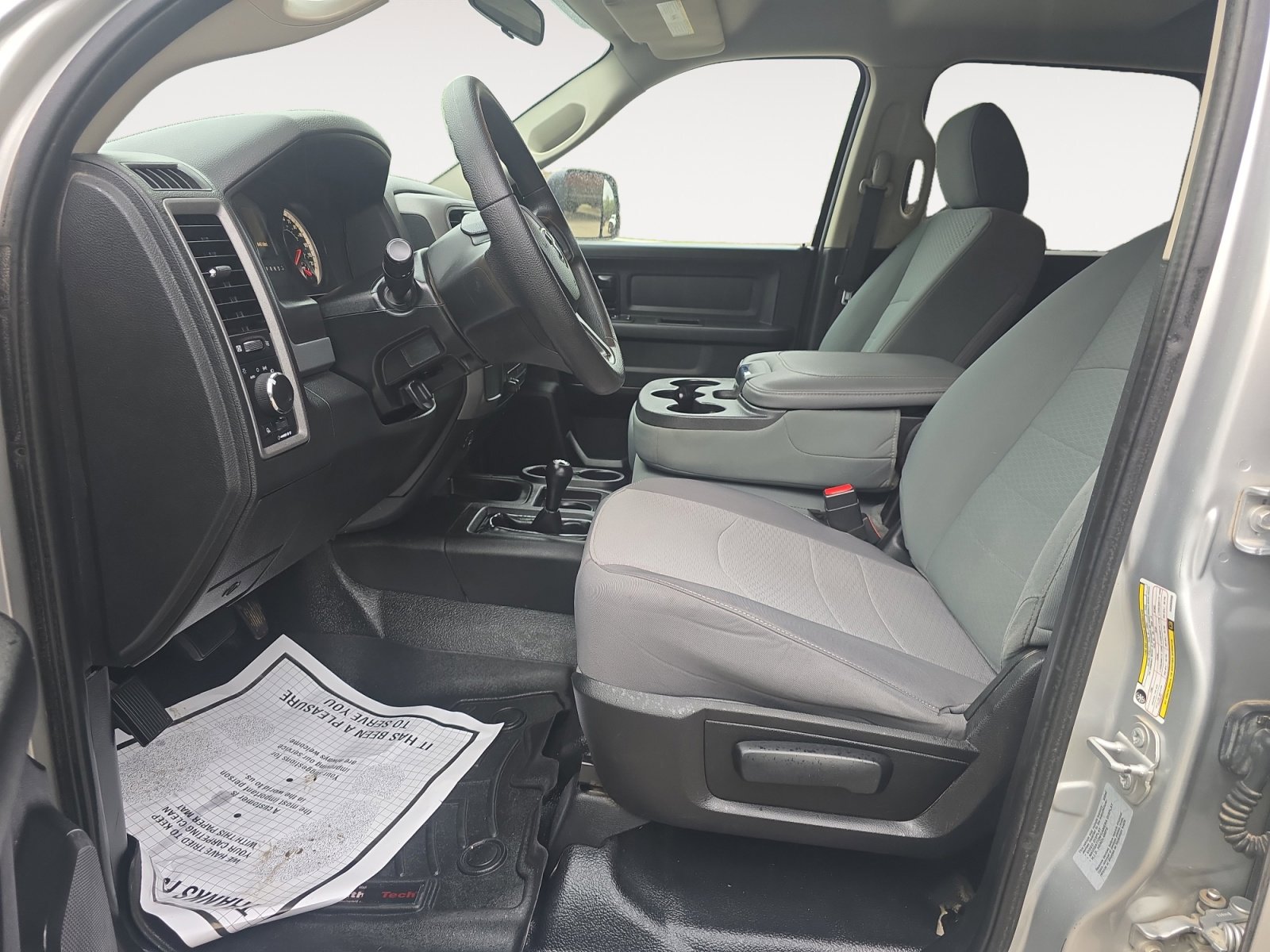 Used 2017 RAM 3500 Tradesman w/ Chrome Appearance Group image 21
