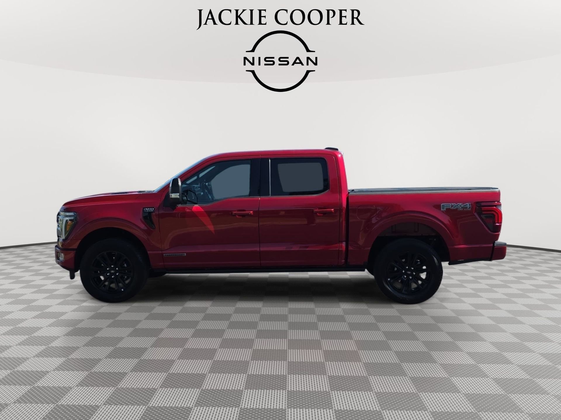 Used 2025 Ford F150 Platinum w/ FX4 Off-Road Package AWD/4WD image 8