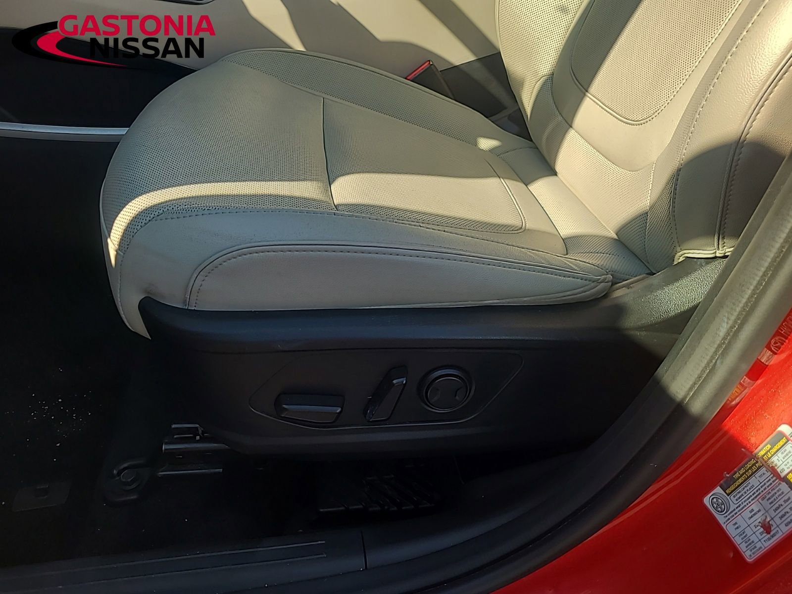 Used 2023 Hyundai Tucson Limited image 26