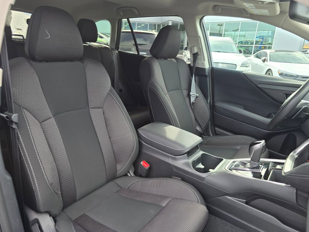 Used 2025 Subaru Outback Premium image 10