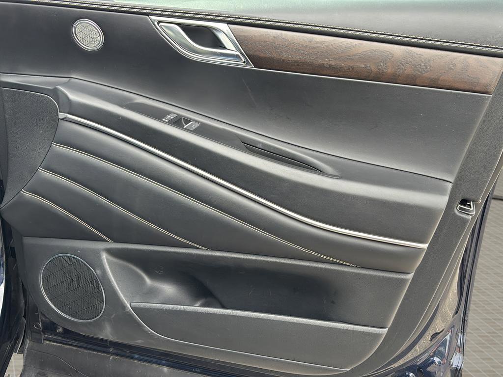 Certified 2024 Genesis GV80 2.5T image 37