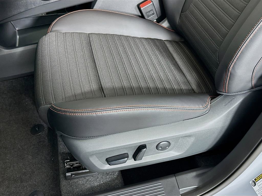 New 2026 Nissan Rogue SV image 26