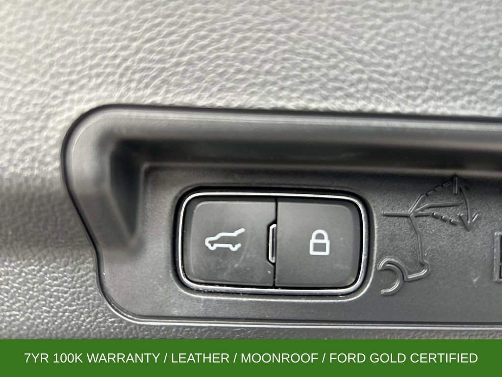 Certified 2022 Ford Explorer XLT w/ Equipment Group 202A image 14