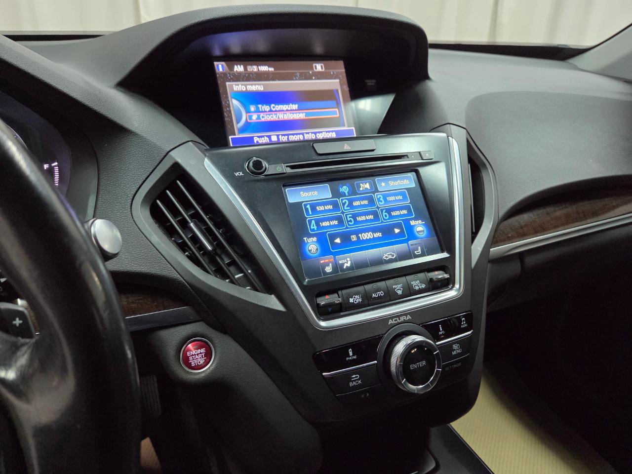 Used 2017 Acura MDX SH-AWD 4D SUV image 19