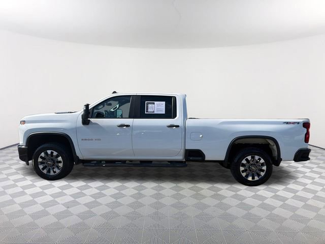 Used 2022 Chevrolet Silverado 2500 Custom w/ Custom Value Package image 8